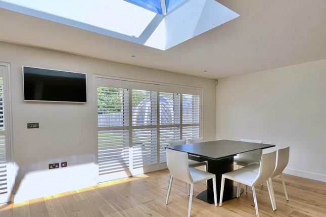 Woodlark, 144b Sandy Lane, St Ives, Hampshire photo 2