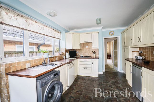 11, Bramston Close, Essex photo 2