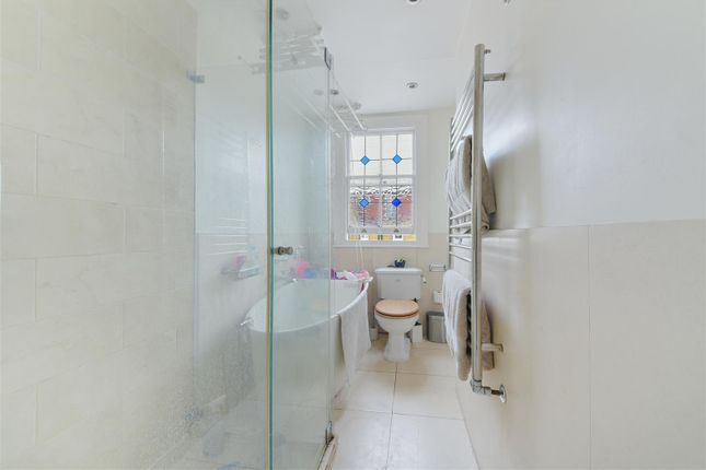 Property for sale in Mina Road, London