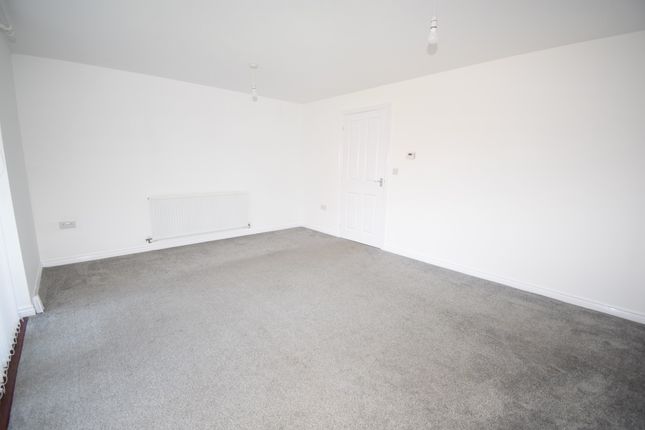 18, Queens Park Road, Spennymoor photo 4