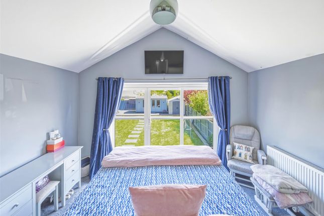 11, Hadleigh Gardens, Herne Bay photo 3