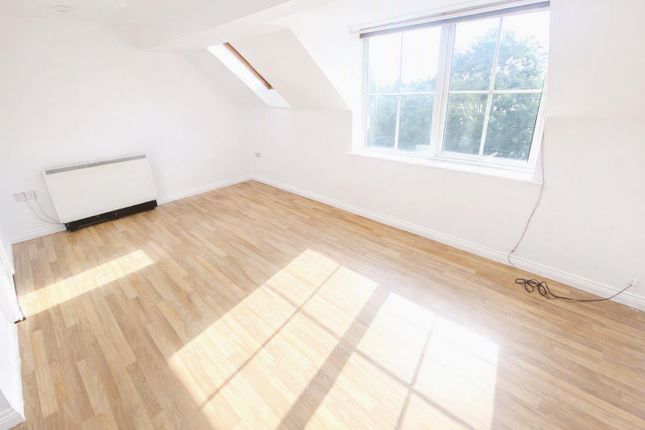 8, The Beacons, Seaton Delaval Whitley Bay photo 2