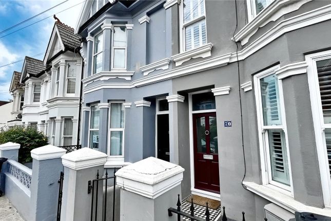 Terraced house to rent in Rutland Road, Hove, Sussex