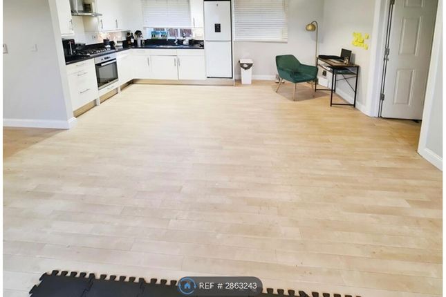 Islington Grove, Monkston Park, Milton Keynes photo 3