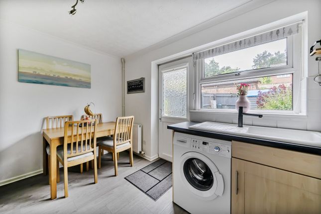 11 Kenbury Drive, Exeter photo 4