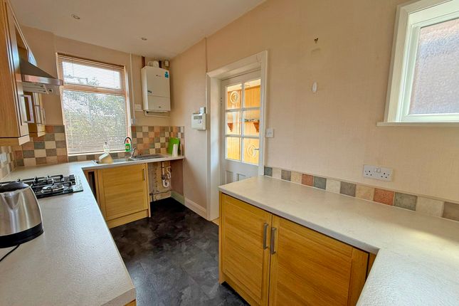 3a, Mount Park Avenue, Scarborough photo 3
