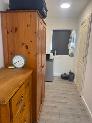29, Roman Way, Thatcham, Berkshire photo 5