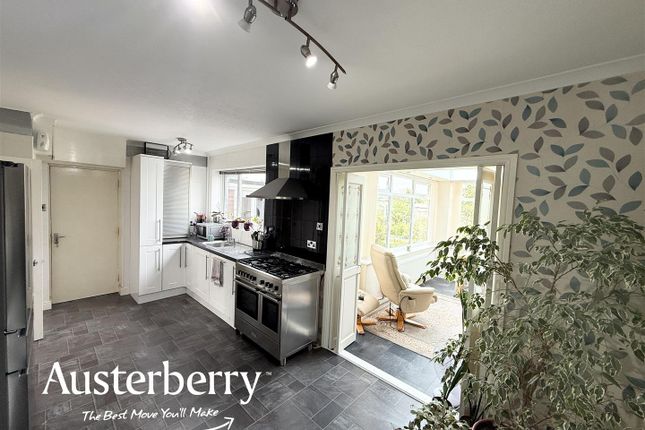 80, Ostlers Lane, Leek photo 4