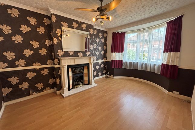 26, Leicester photo 2