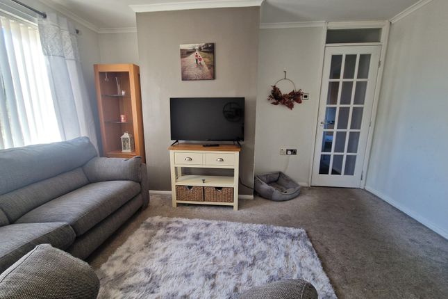 2, Ashburton Court, Elgin photo 3