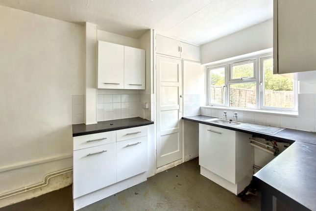 37, Beech Drive, Borehamwood photo 4