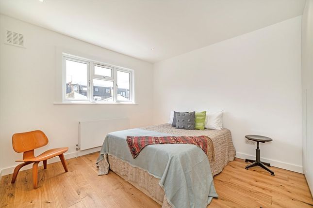 41B, Althea Street, London photo 4