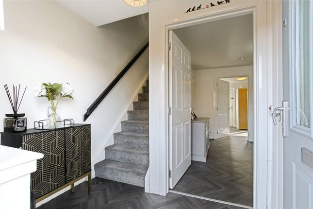 4, Margaret Gardens, South Lanarkshire photo 2