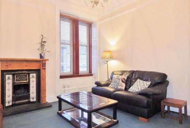 2 bed flat to rent in St John's Road, Corstorphine, Edinburgh EH12