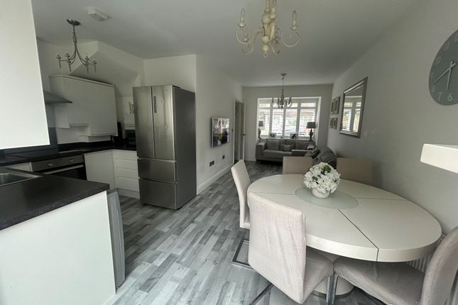 122a, Briar Road, WATFORD photo 3