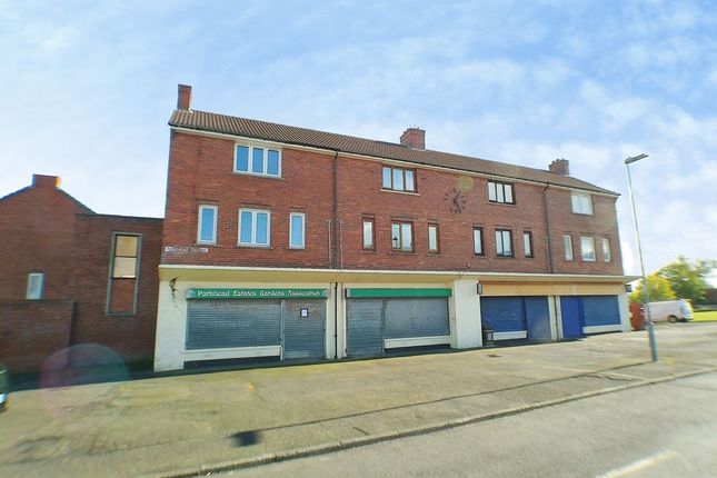 2-bed flat on Parkhead Square, Blaydon-On-Tyne, £39,950