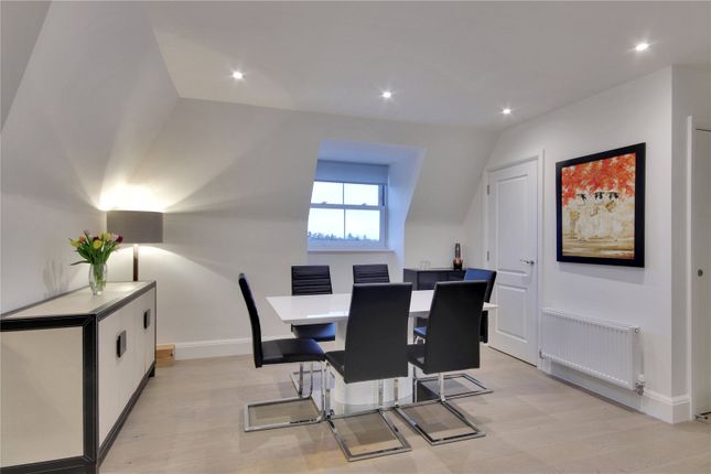 Flat for sale in Sovereign Place, Tunbridge Wells, Kent