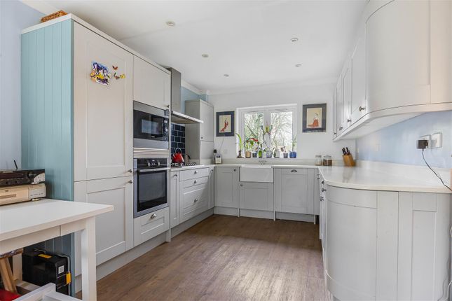 20, Micklands Road, Reading photo 4