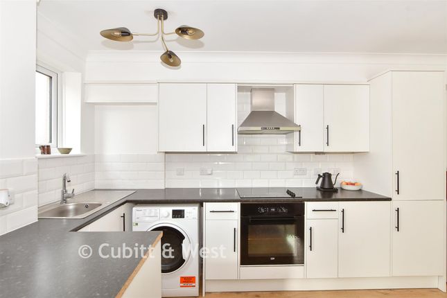 1-bed flat on Enterprise House, High Street, Uckfield, £165,000