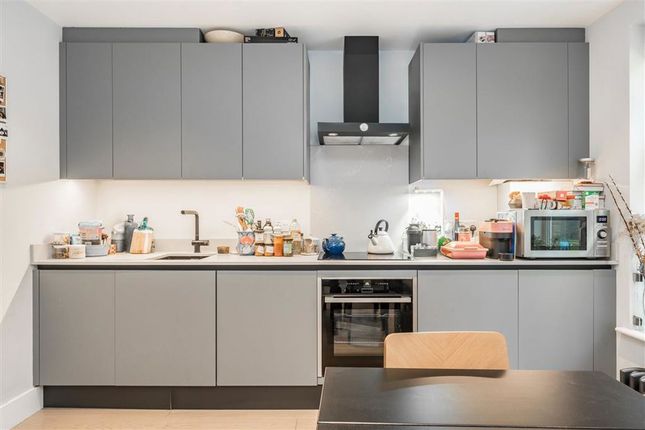 Berwick Street, London photo 3