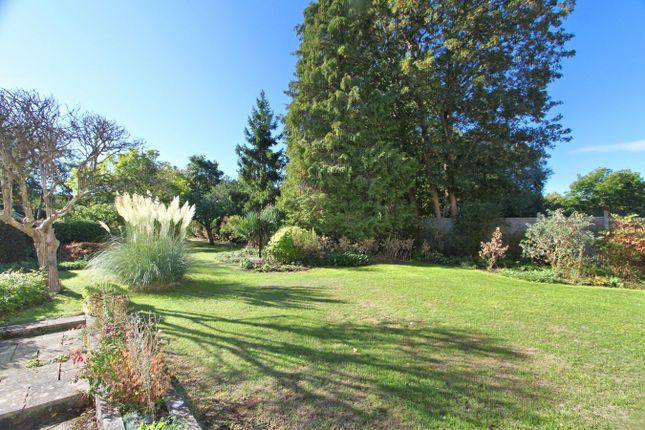 'Park Gates', 26 Park Road, Thornbury photo 4