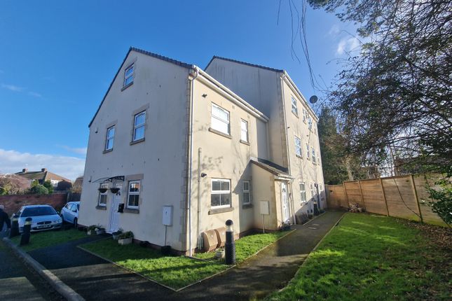 1-bed flat on 10 The Lawns, BRISTOL, £1,150/mo