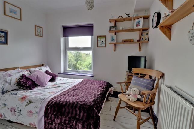 End terrace house for sale in Oxford Road, Stone, Aylesbury