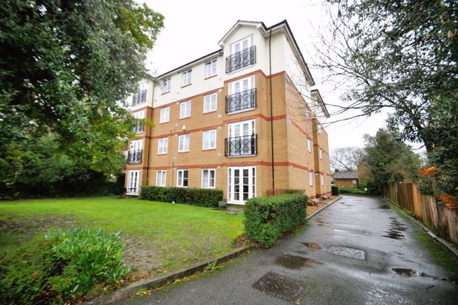 Thumbnail Flat to rent in Galsworthy Road, Norbiton, Kingston Upon Thames