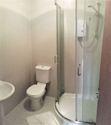 FLAT 3, 16 EGERTON ROAD, Fallowfield photo 4