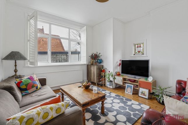 37, Park Avenue North, Crouch End photo 2