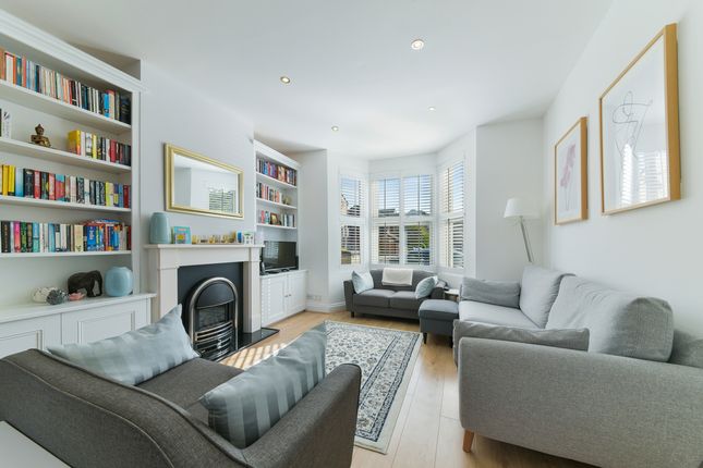 Thumbnail Property to rent in Palmerston Road, London