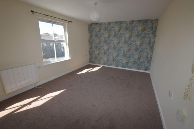 8 Agar Court, Fore Street, Redruth photo 3