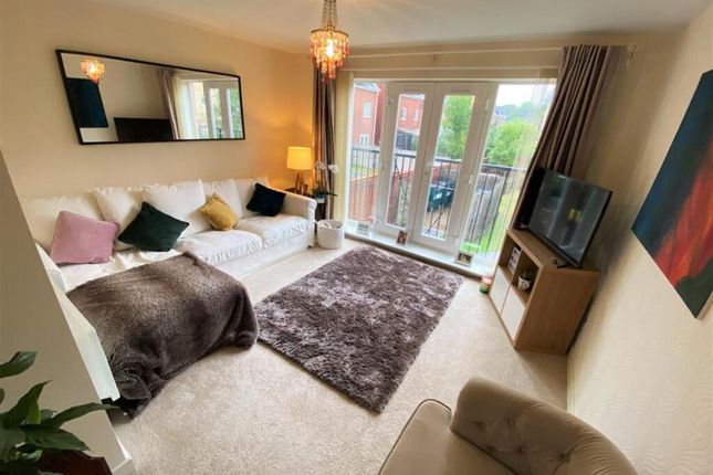 12 Sandringham Road, Birmingham photo 2