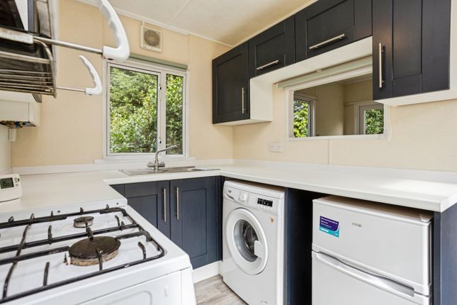 4, Tomtit Crescent, Turners Hill photo 3