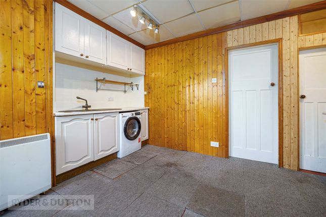 18, Castle Avenue, West Yorkshire photo 4