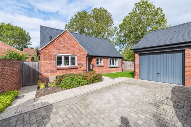 2-bed house on 11, Manor Gardens, Hadleigh, £425,000