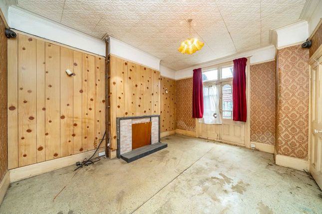 224, Seely Road, London photo 2