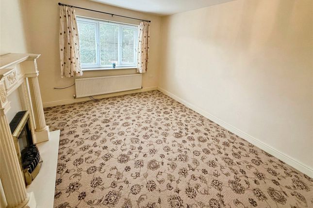 9, Courtier Close, Merseyside photo 4