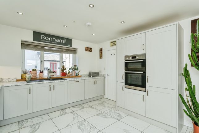 18, Pendyffryn Road, Rhyl photo 3