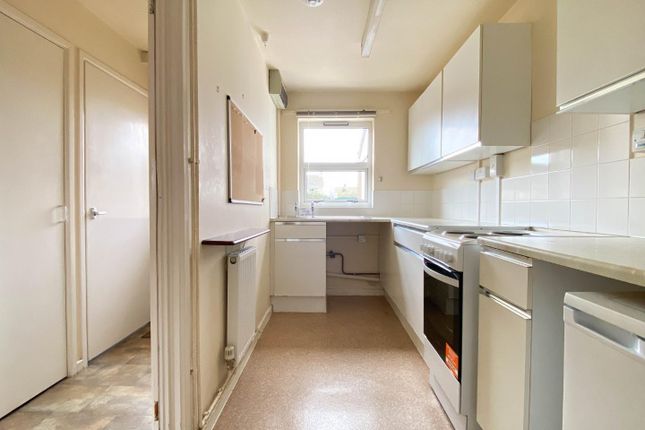 6, Greenleas, Histon, Cambridge photo 2