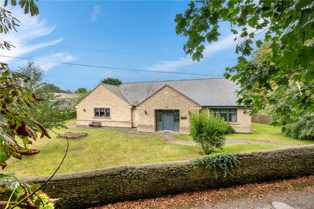 3-bed bungalow on 2, The Garth, Sleaford, £450,000