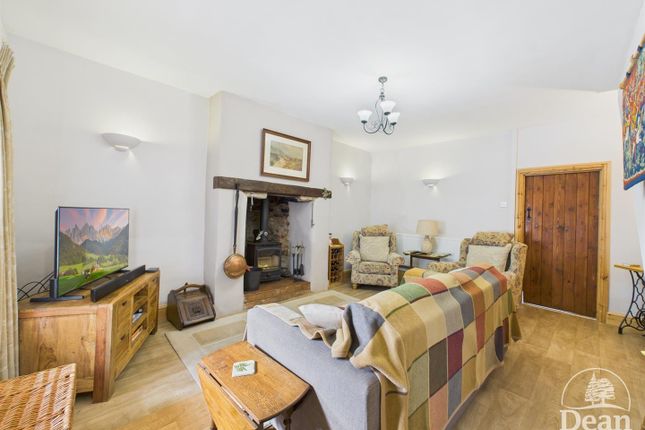 1 East Cottage, High Street, Coleford photo 3