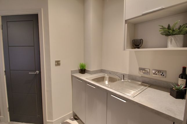 Studio 4, 97, Lansdowne Road, Leicester photo 4