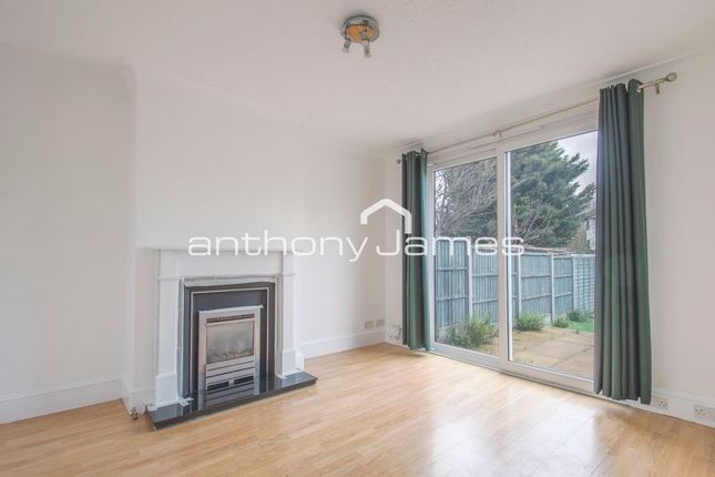 Maisonette to rent in Parkside Avenue, Bexleyheath