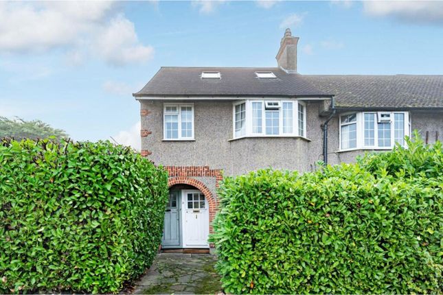 9, Farm Avenue, Streatham photo 3