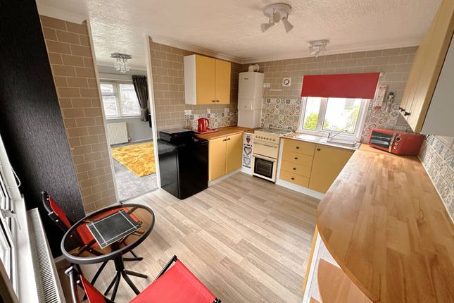 76, Main Drive, Hambleton photo 3