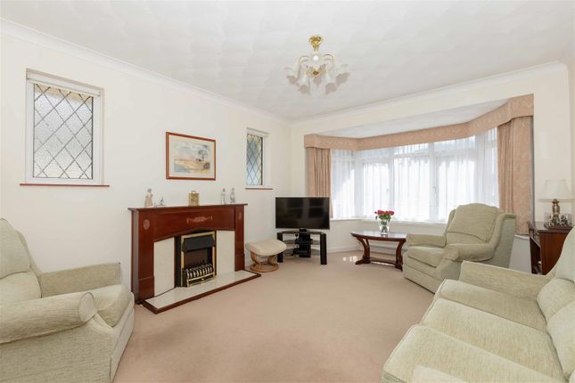 242, Goring Way, Ferring photo 2