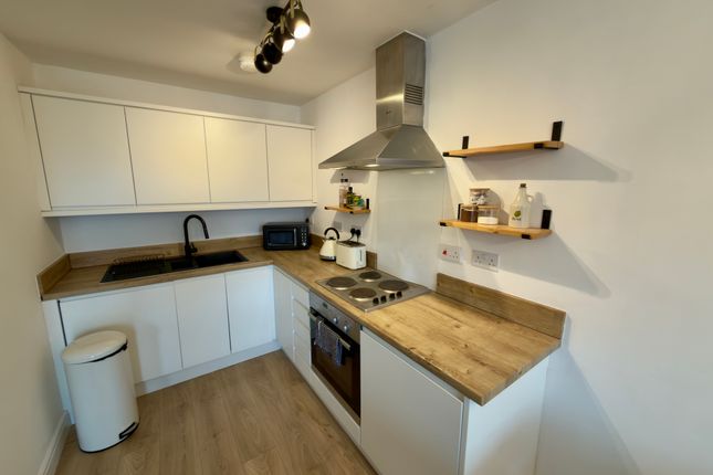 17, Chester photo 4
