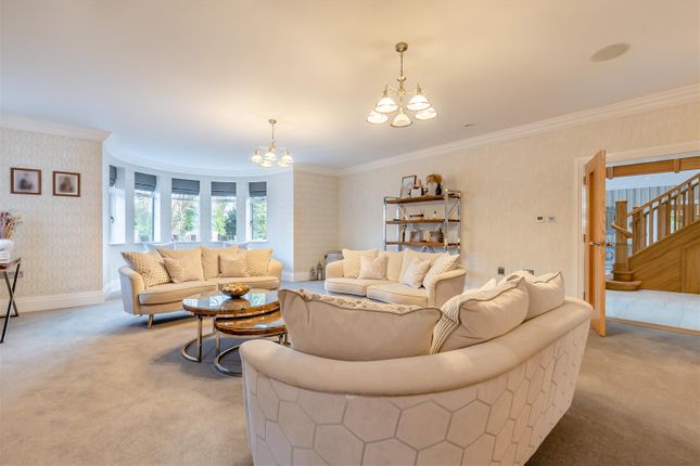 8633627-Interior13.Jpg
