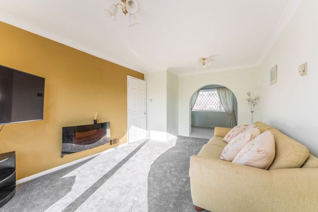 52 Conrad Road, Lowestoft photo 4